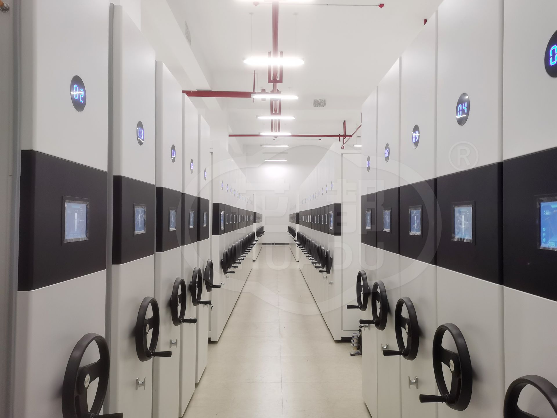 檔案室密集架的定制要注意什么？要多久能拿到