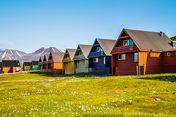 朗伊爾城（SJLYR）港口代碼查詢-朗伊爾城（SJLYR）港口簡(jiǎn)介